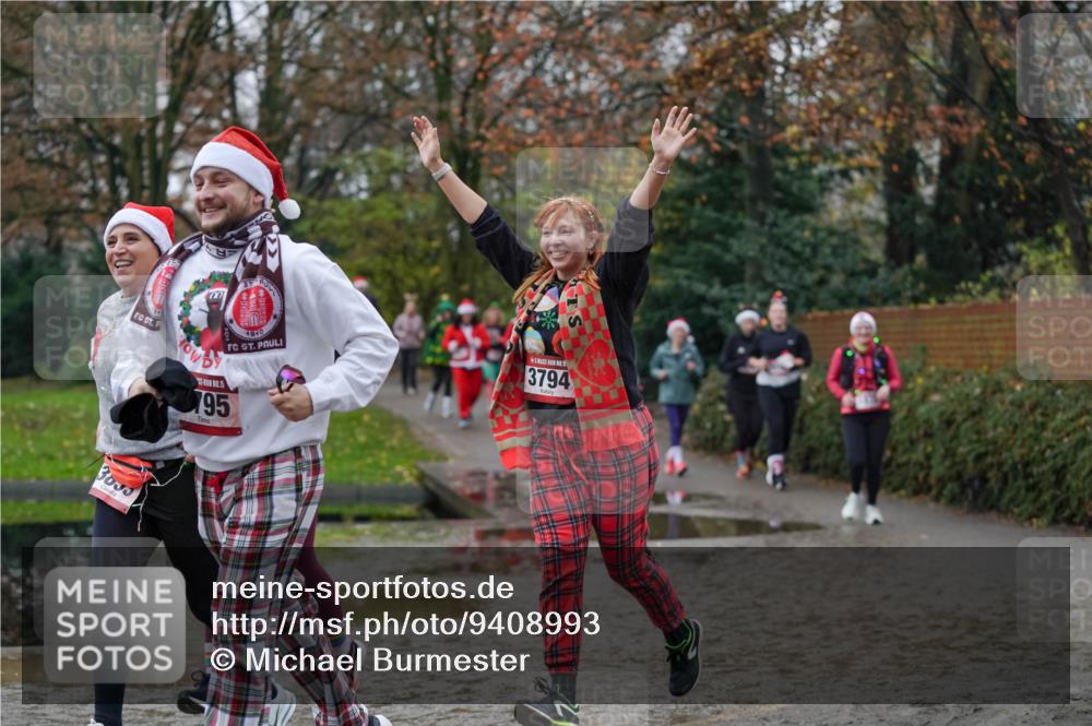07.12.2025 - St. Pauli X-Mass-Run No. 15 Michael Burmester http://msf.ph/oto/9408993 07.12.2025 11:27:10 Laufen 1940, 3794, 3033, 795 meine-sportfotos.de