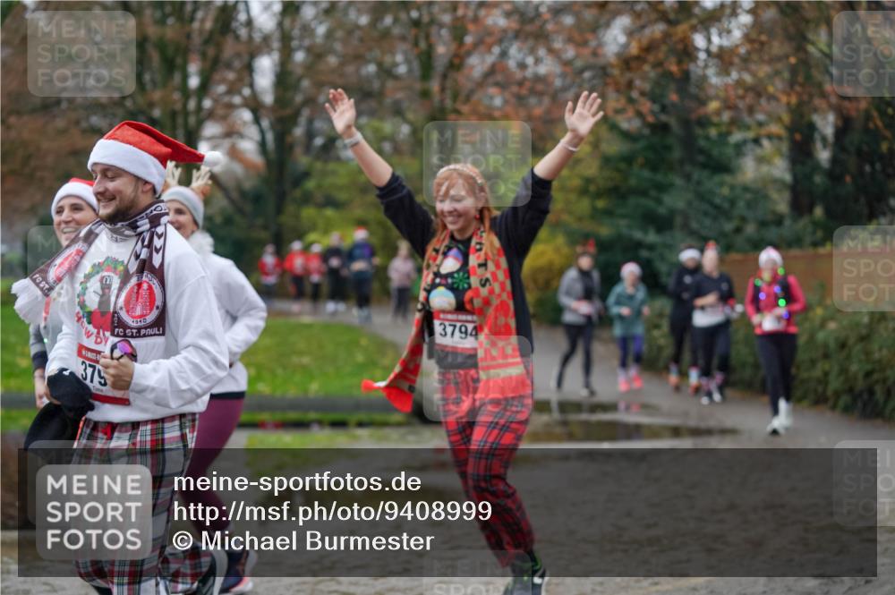 07.12.2025 - St. Pauli X-Mass-Run No. 15 Michael Burmester http://msf.ph/oto/9408999 07.12.2025 11:27:11 Laufen 3794, 375 meine-sportfotos.de
