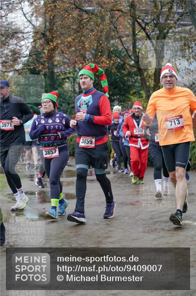 07.12.2025 - St. Pauli X-Mass-Run No. 15 Michael Burmester http://msf.ph/oto/9409007 07.12.2025 09:44:50 Laufen 1, 15, 3971, 1000000000000, 3857, 60000006, 3859, 3300, 39, 713 meine-sportfotos.de