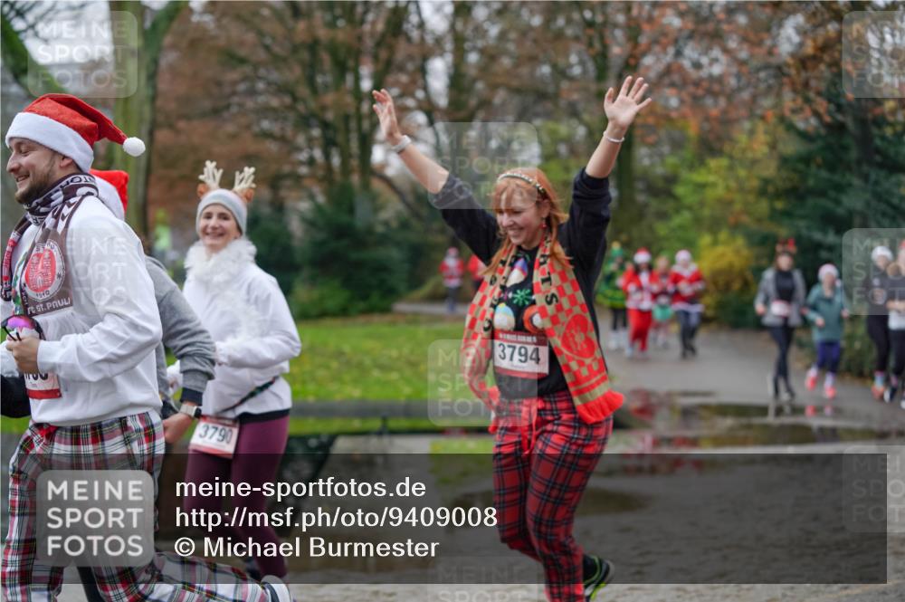 07.12.2025 - St. Pauli X-Mass-Run No. 15 Michael Burmester http://msf.ph/oto/9409008 07.12.2025 11:27:11 Laufen 940, 3790, 3794 meine-sportfotos.de