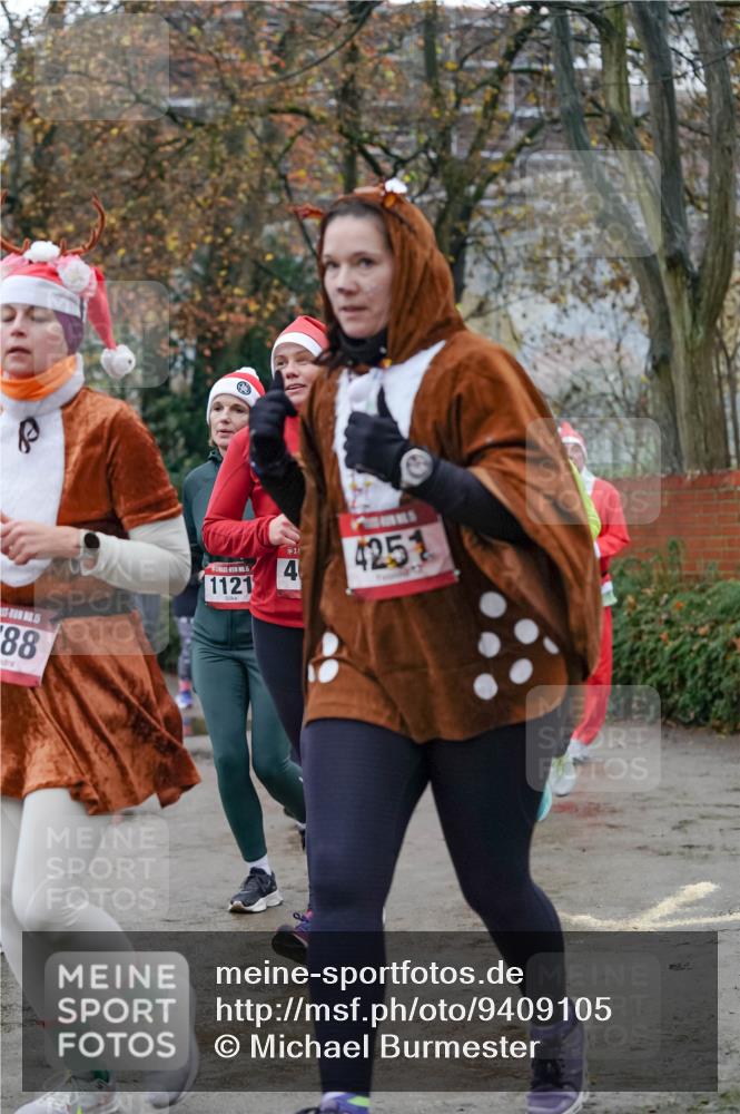 07.12.2025 - St. Pauli X-Mass-Run No. 15 Michael Burmester http://msf.ph/oto/9409105 07.12.2025 09:45:03 Laufen 88, 4251, 1121, 4 meine-sportfotos.de