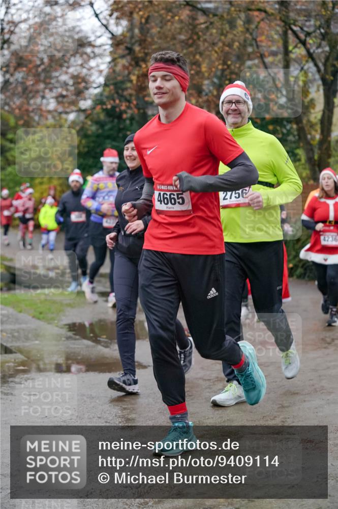 07.12.2025 - St. Pauli X-Mass-Run No. 15 Michael Burmester http://msf.ph/oto/9409114 07.12.2025 09:45:05 Laufen 4665, 2756, 4236 meine-sportfotos.de