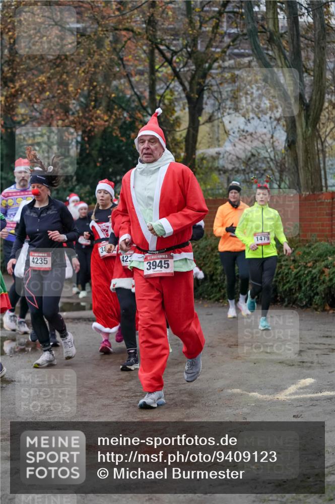 07.12.2025 - St. Pauli X-Mass-Run No. 15 Michael Burmester http://msf.ph/oto/9409123 07.12.2025 09:45:06 Laufen 4235, 423, 15, 3945, 1479 meine-sportfotos.de