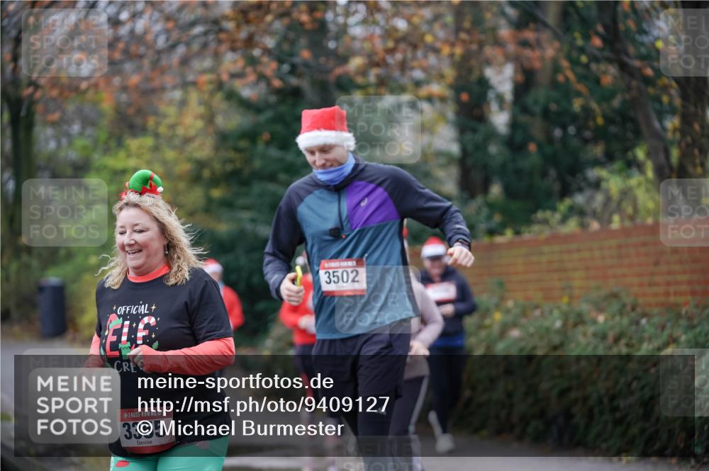 07.12.2025 - St. Pauli X-Mass-Run No. 15 Michael Burmester http://msf.ph/oto/9409127 07.12.2025 11:27:24 Laufen 3502, 15, 3355 meine-sportfotos.de