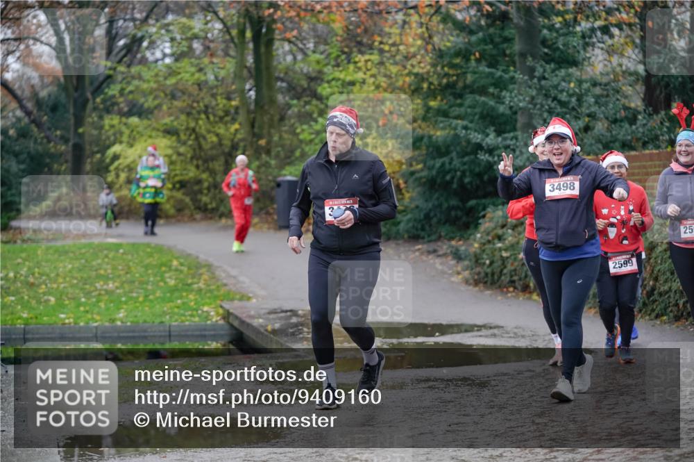 07.12.2025 - St. Pauli X-Mass-Run No. 15 Michael Burmester http://msf.ph/oto/9409160 07.12.2025 11:27:28 Laufen 3498, 2599, 25 meine-sportfotos.de