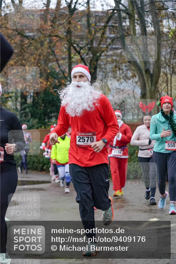 07.12.2025 - St. Pauli X-Mass-Run No. 15 Michael Burmester http://msf.ph/oto/9409176 07.12.2025 09:45:11 Laufen 15, 2570, 4194, 550 meine-sportfotos.de