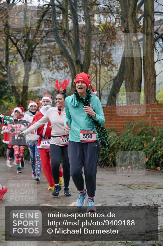 07.12.2025 - St. Pauli X-Mass-Run No. 15 Michael Burmester http://msf.ph/oto/9409188 07.12.2025 09:45:12 Laufen 419, 178, 15, 550 meine-sportfotos.de