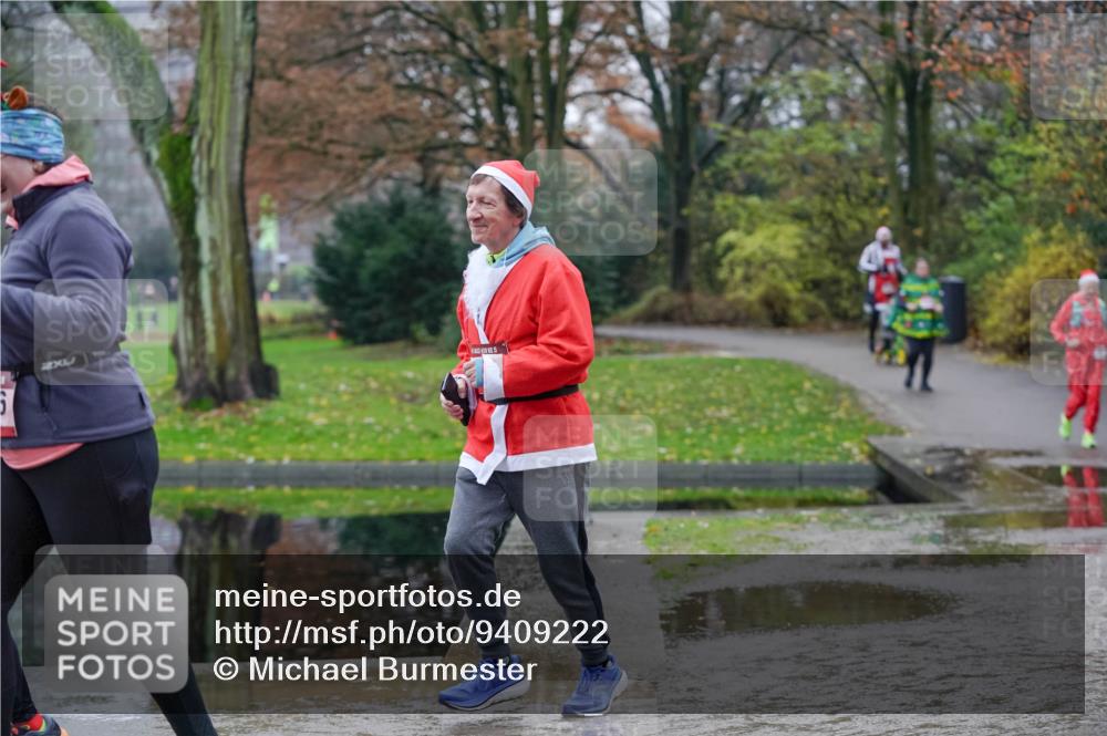 07.12.2025 - St. Pauli X-Mass-Run No. 15 Michael Burmester http://msf.ph/oto/9409222 07.12.2025 11:27:33 Laufen 5 meine-sportfotos.de