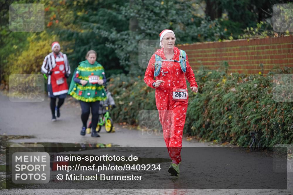 07.12.2025 - St. Pauli X-Mass-Run No. 15 Michael Burmester http://msf.ph/oto/9409234 07.12.2025 11:27:38 Laufen 2671 meine-sportfotos.de