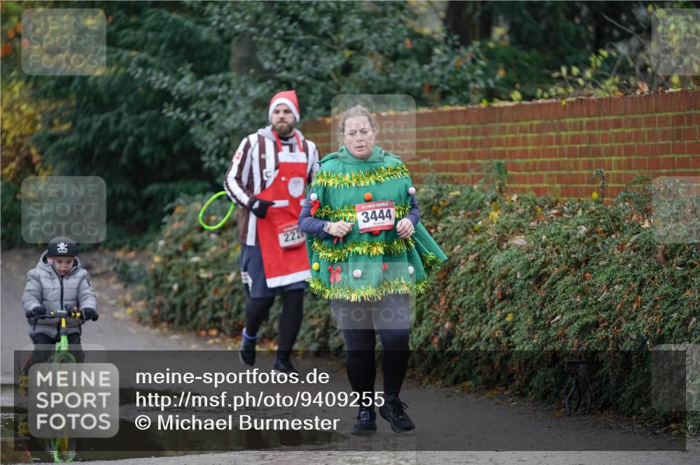 07.12.2025 - St. Pauli X-Mass-Run No. 15 Michael Burmester http://msf.ph/oto/9409255 07.12.2025 11:27:41 Laufen 3444, 222 meine-sportfotos.de