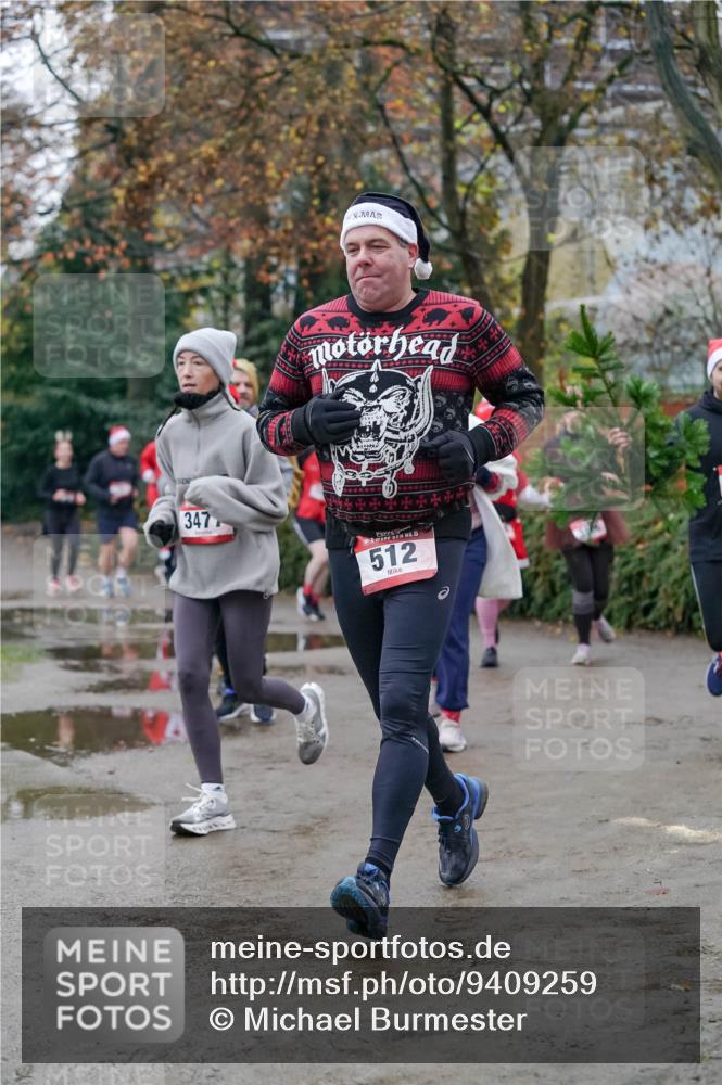 07.12.2025 - St. Pauli X-Mass-Run No. 15 Michael Burmester http://msf.ph/oto/9409259 07.12.2025 09:45:19 Laufen 347, 15, 512 meine-sportfotos.de
