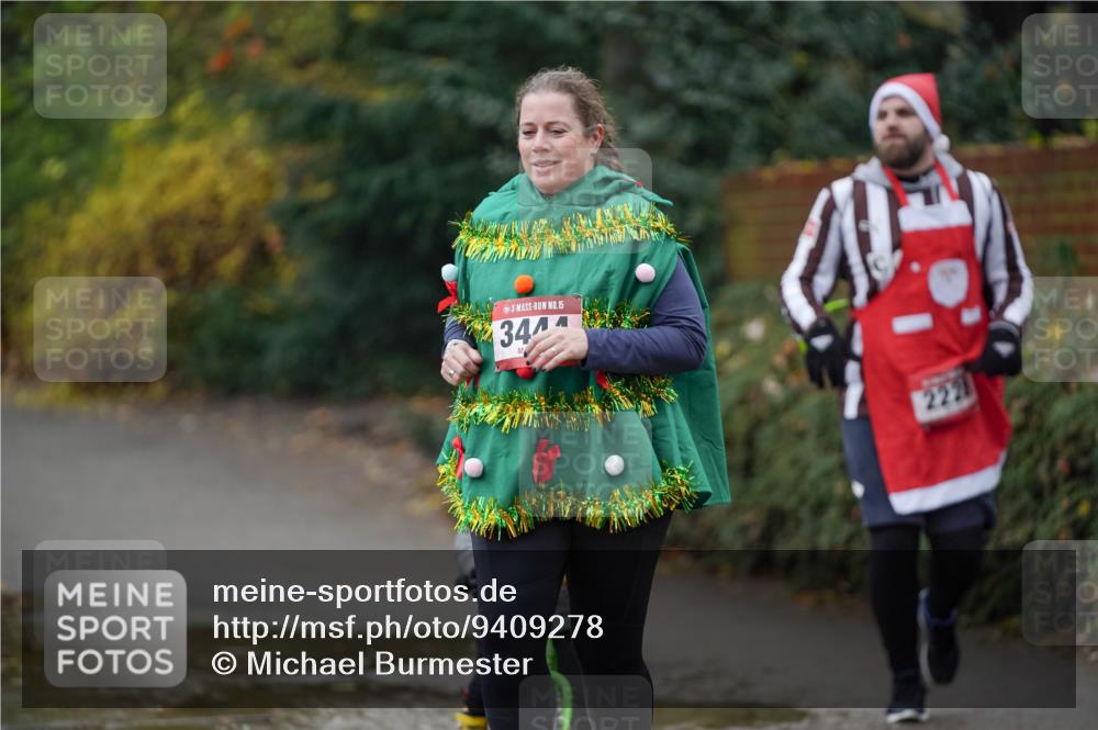 07.12.2025 - St. Pauli X-Mass-Run No. 15 Michael Burmester http://msf.ph/oto/9409278 07.12.2025 11:27:43 Laufen 15, 34, 2221 meine-sportfotos.de