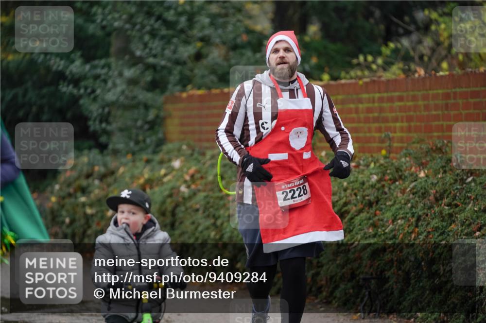 07.12.2025 - St. Pauli X-Mass-Run No. 15 Michael Burmester http://msf.ph/oto/9409284 07.12.2025 11:27:45 Laufen 2228 meine-sportfotos.de