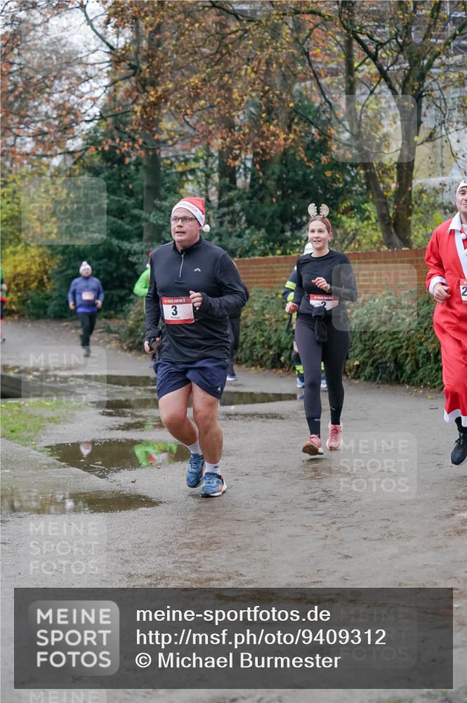 07.12.2025 - St. Pauli X-Mass-Run No. 15 Michael Burmester http://msf.ph/oto/9409312 07.12.2025 09:45:25 Laufen 3 meine-sportfotos.de