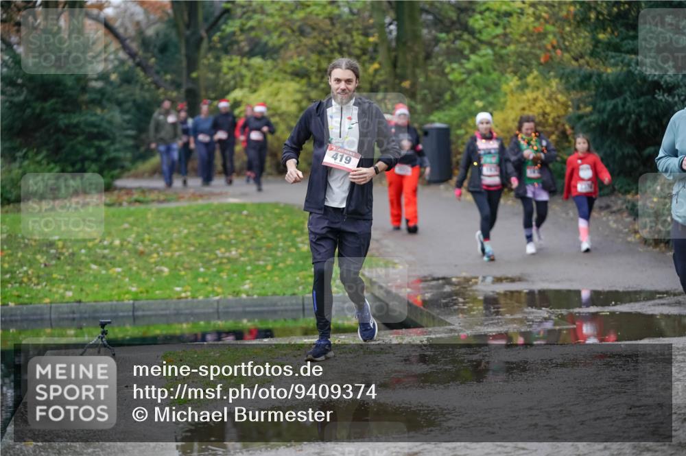 07.12.2025 - St. Pauli X-Mass-Run No. 15 Michael Burmester http://msf.ph/oto/9409374 07.12.2025 11:28:02 Laufen 419 meine-sportfotos.de