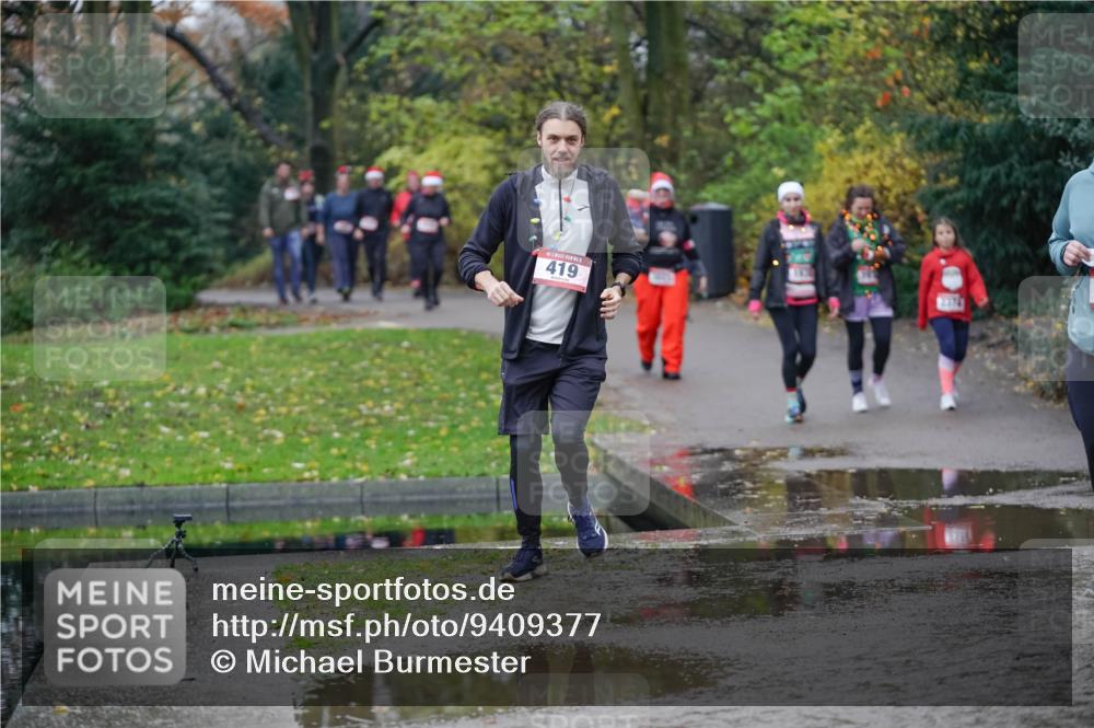 07.12.2025 - St. Pauli X-Mass-Run No. 15 Michael Burmester http://msf.ph/oto/9409377 07.12.2025 11:28:02 Laufen 419 meine-sportfotos.de