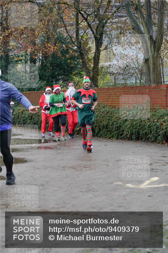 07.12.2025 - St. Pauli X-Mass-Run No. 15 Michael Burmester http://msf.ph/oto/9409379 07.12.2025 09:45:32 Laufen 107, 74, 1070, 1077 meine-sportfotos.de