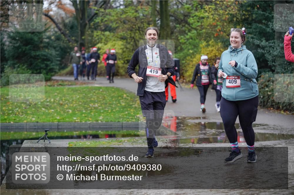 07.12.2025 - St. Pauli X-Mass-Run No. 15 Michael Burmester http://msf.ph/oto/9409380 07.12.2025 11:28:03 Laufen 419, 409 meine-sportfotos.de