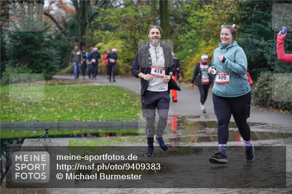 07.12.2025 - St. Pauli X-Mass-Run No. 15 Michael Burmester http://msf.ph/oto/9409383 07.12.2025 11:28:03 Laufen 419, 409 meine-sportfotos.de