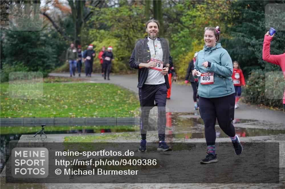 07.12.2025 - St. Pauli X-Mass-Run No. 15 Michael Burmester http://msf.ph/oto/9409386 07.12.2025 11:28:03 Laufen 9, 409 meine-sportfotos.de