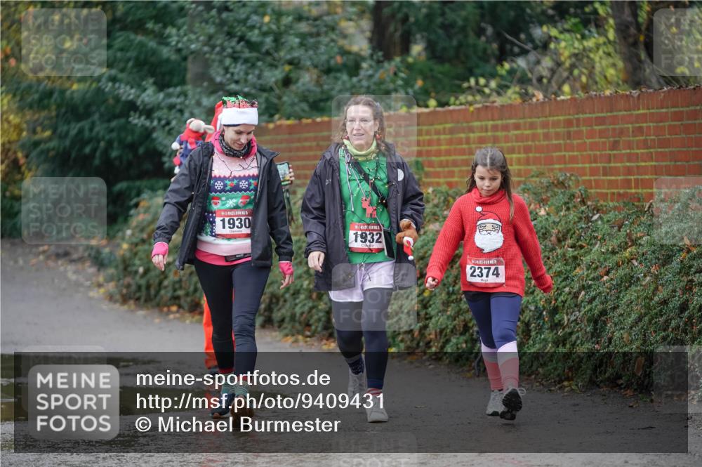 07.12.2025 - St. Pauli X-Mass-Run No. 15 Michael Burmester http://msf.ph/oto/9409431 07.12.2025 11:28:10 Laufen 15, 1930, 1932, 15, 2374 meine-sportfotos.de