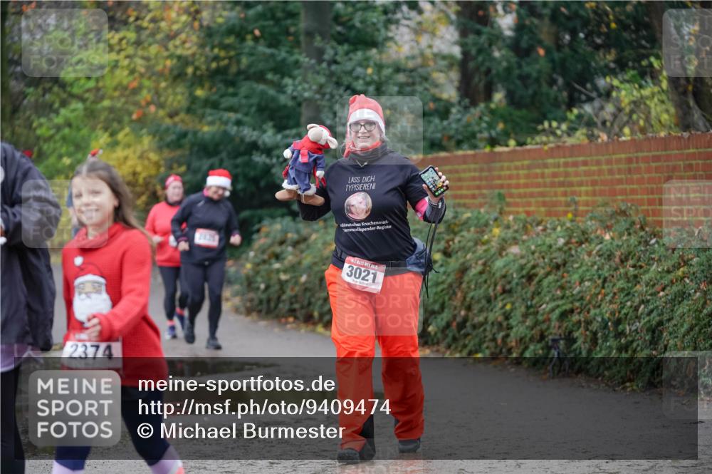07.12.2025 - St. Pauli X-Mass-Run No. 15 Michael Burmester http://msf.ph/oto/9409474 07.12.2025 11:28:14 Laufen 2374, 2626, 3021 meine-sportfotos.de