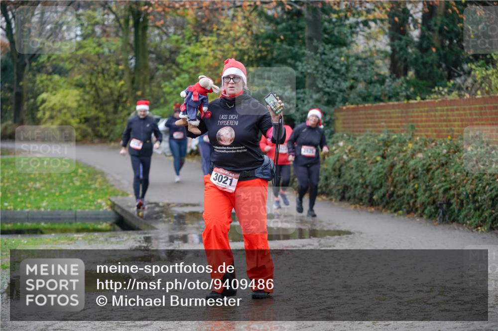 07.12.2025 - St. Pauli X-Mass-Run No. 15 Michael Burmester http://msf.ph/oto/9409486 07.12.2025 11:28:16 Laufen 3021, 2825 meine-sportfotos.de