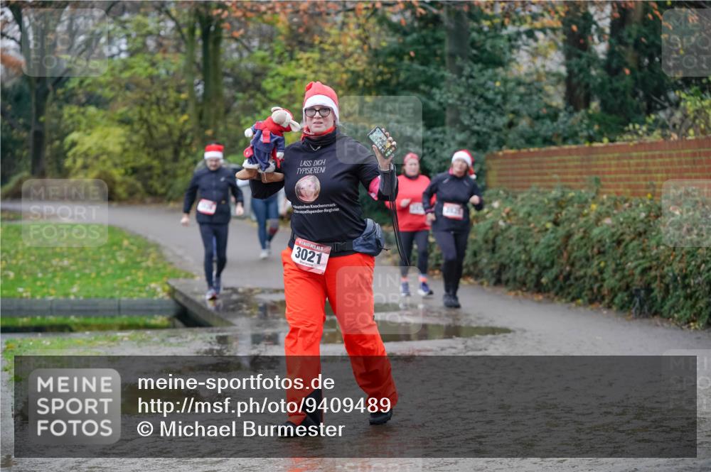 07.12.2025 - St. Pauli X-Mass-Run No. 15 Michael Burmester http://msf.ph/oto/9409489 07.12.2025 11:28:16 Laufen 242, 3021, 2425 meine-sportfotos.de