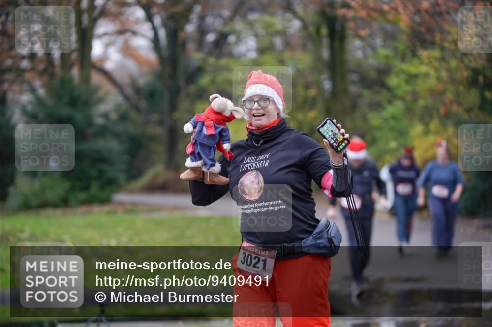 07.12.2025 - St. Pauli X-Mass-Run No. 15 Michael Burmester http://msf.ph/oto/9409491 07.12.2025 11:28:17 Laufen 15, 3021 meine-sportfotos.de