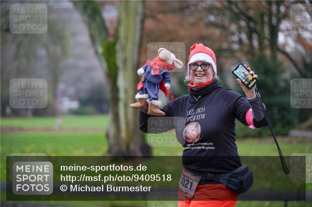 07.12.2025 - St. Pauli X-Mass-Run No. 15 Michael Burmester http://msf.ph/oto/9409518 07.12.2025 11:28:17 Laufen 15, 1021 meine-sportfotos.de