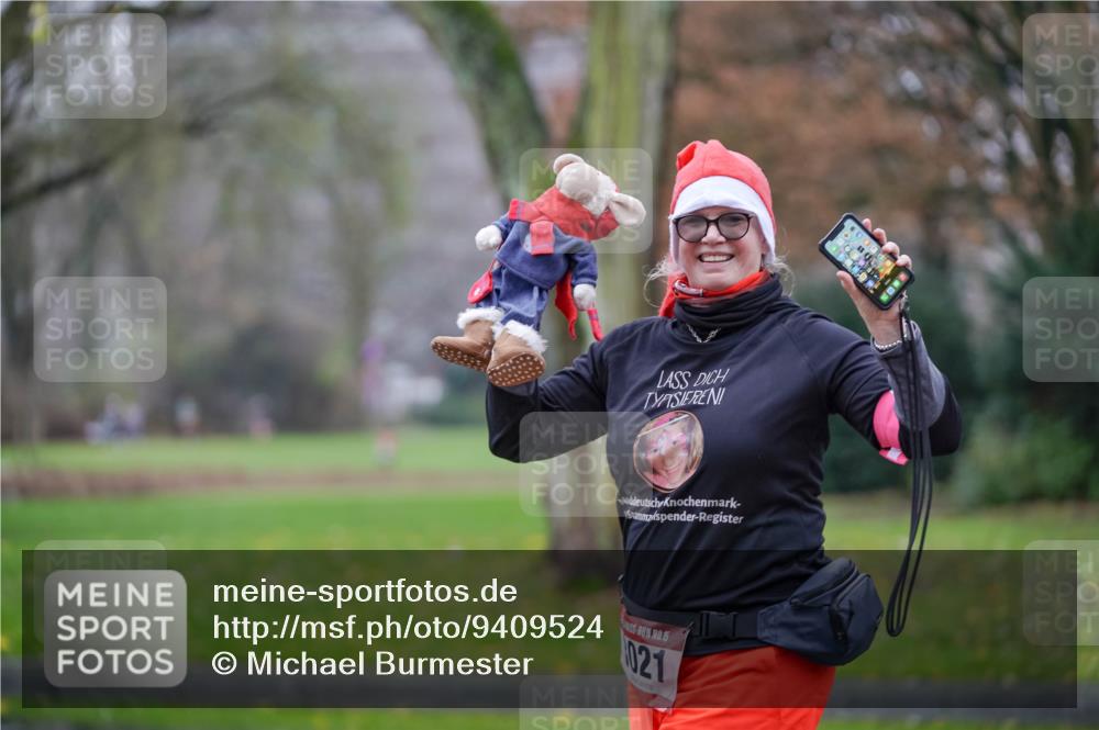 07.12.2025 - St. Pauli X-Mass-Run No. 15 Michael Burmester http://msf.ph/oto/9409524 07.12.2025 11:28:18 Laufen 5, 021 meine-sportfotos.de