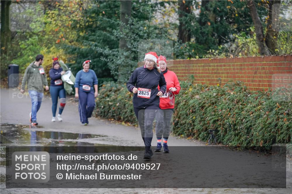 07.12.2025 - St. Pauli X-Mass-Run No. 15 Michael Burmester http://msf.ph/oto/9409527 07.12.2025 11:28:19 Laufen 2825 meine-sportfotos.de