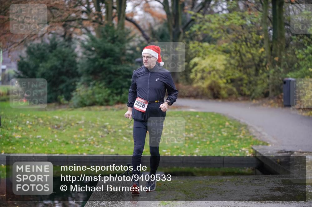07.12.2025 - St. Pauli X-Mass-Run No. 15 Michael Burmester http://msf.ph/oto/9409533 07.12.2025 11:28:20 Laufen 2826 meine-sportfotos.de