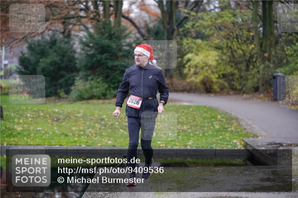 07.12.2025 - St. Pauli X-Mass-Run No. 15 Michael Burmester http://msf.ph/oto/9409536 07.12.2025 11:28:21 Laufen 2826 meine-sportfotos.de