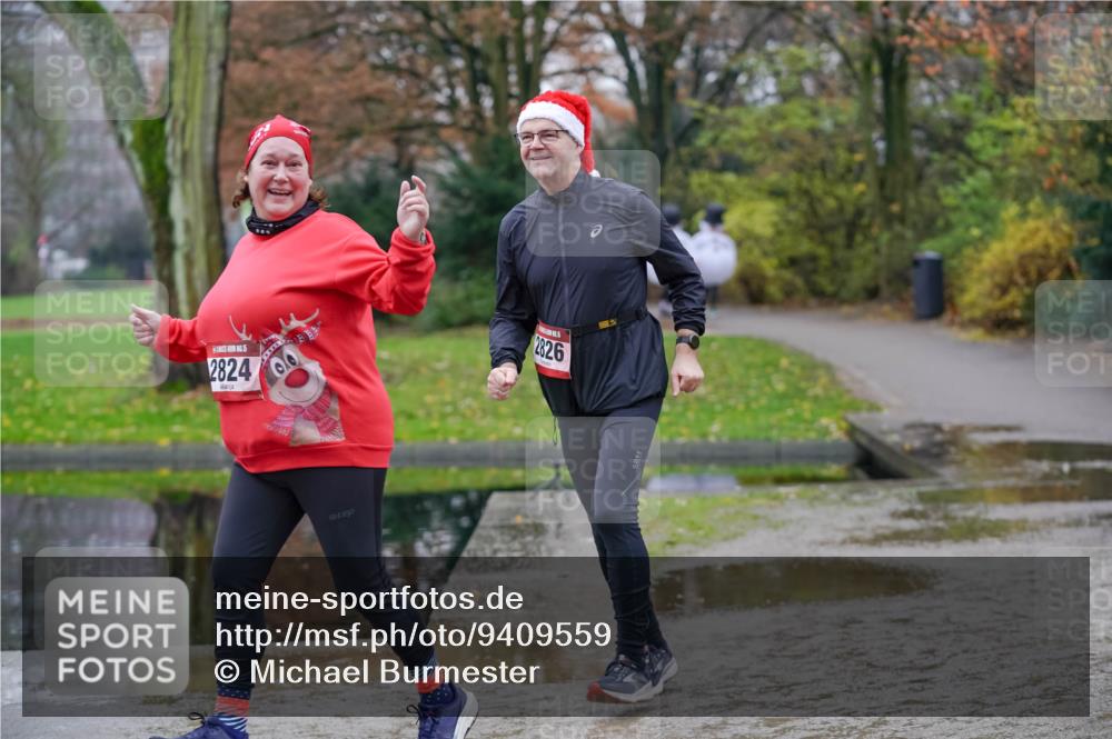 07.12.2025 - St. Pauli X-Mass-Run No. 15 Michael Burmester http://msf.ph/oto/9409559 07.12.2025 11:28:24 Laufen 2824, 00, 2826 meine-sportfotos.de
