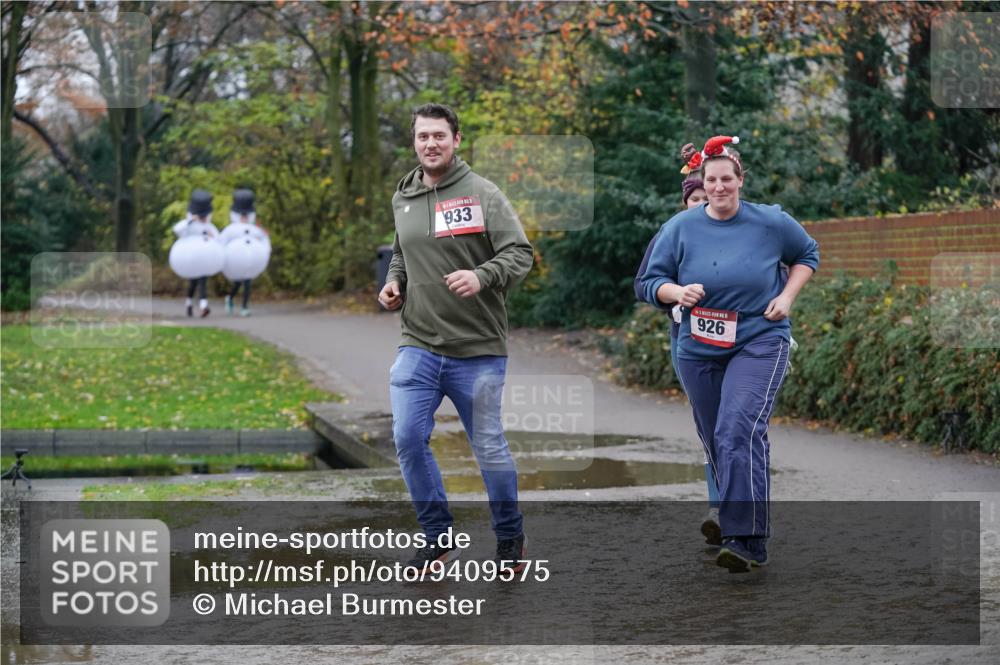 07.12.2025 - St. Pauli X-Mass-Run No. 15 Michael Burmester http://msf.ph/oto/9409575 07.12.2025 11:28:26 Laufen 933, 1, 926 meine-sportfotos.de