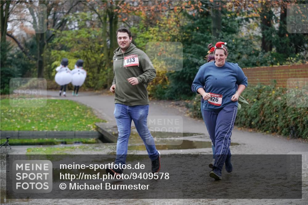 07.12.2025 - St. Pauli X-Mass-Run No. 15 Michael Burmester http://msf.ph/oto/9409578 07.12.2025 11:28:26 Laufen 933, 15, 926 meine-sportfotos.de