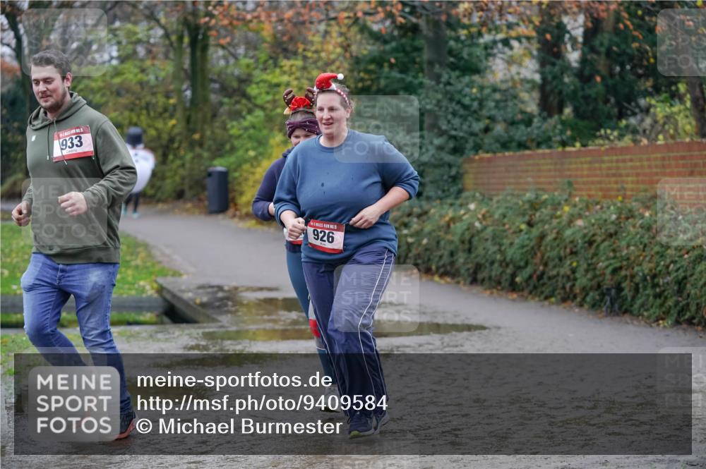07.12.2025 - St. Pauli X-Mass-Run No. 15 Michael Burmester http://msf.ph/oto/9409584 07.12.2025 11:28:27 Laufen 933, 15, 926 meine-sportfotos.de