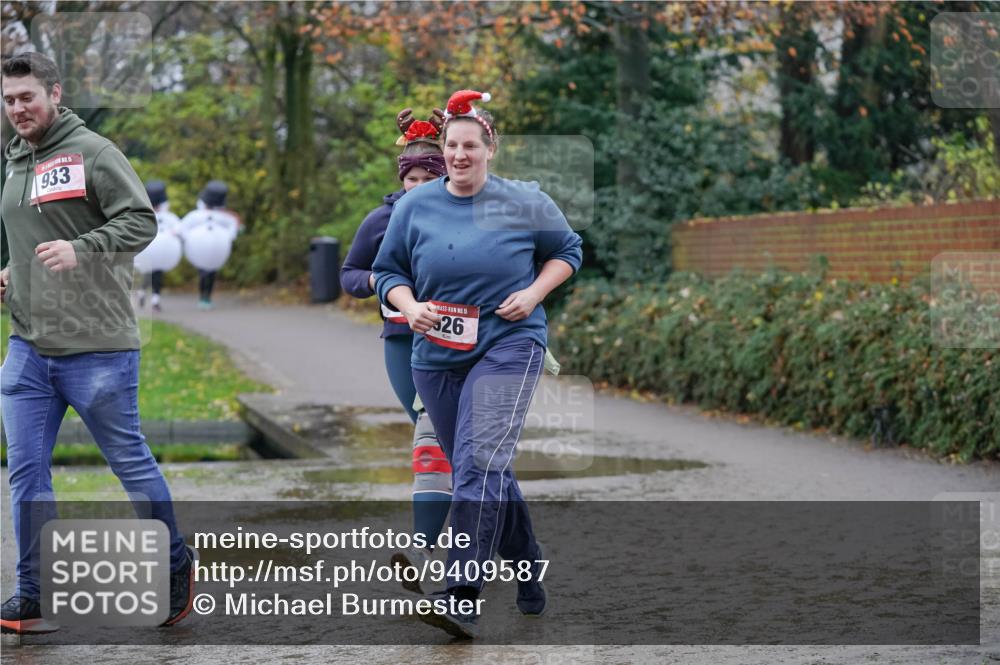 07.12.2025 - St. Pauli X-Mass-Run No. 15 Michael Burmester http://msf.ph/oto/9409587 07.12.2025 11:28:27 Laufen 933, 15, 26 meine-sportfotos.de