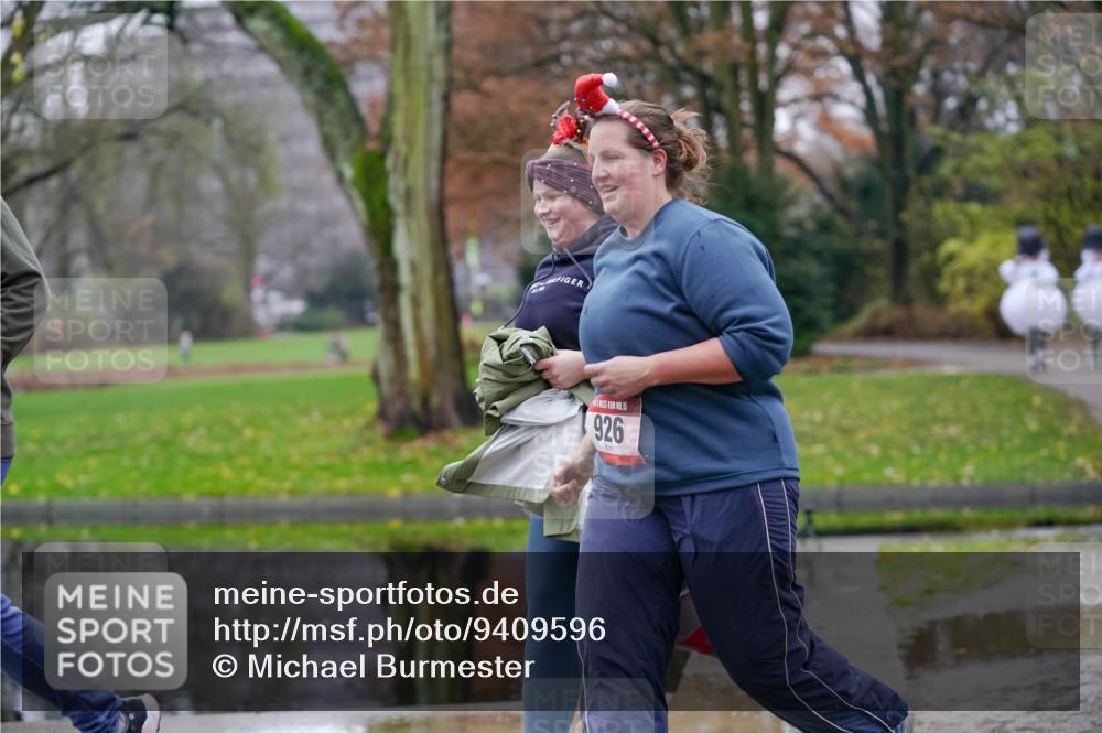 07.12.2025 - St. Pauli X-Mass-Run No. 15 Michael Burmester http://msf.ph/oto/9409596 07.12.2025 11:28:28 Laufen 926 meine-sportfotos.de