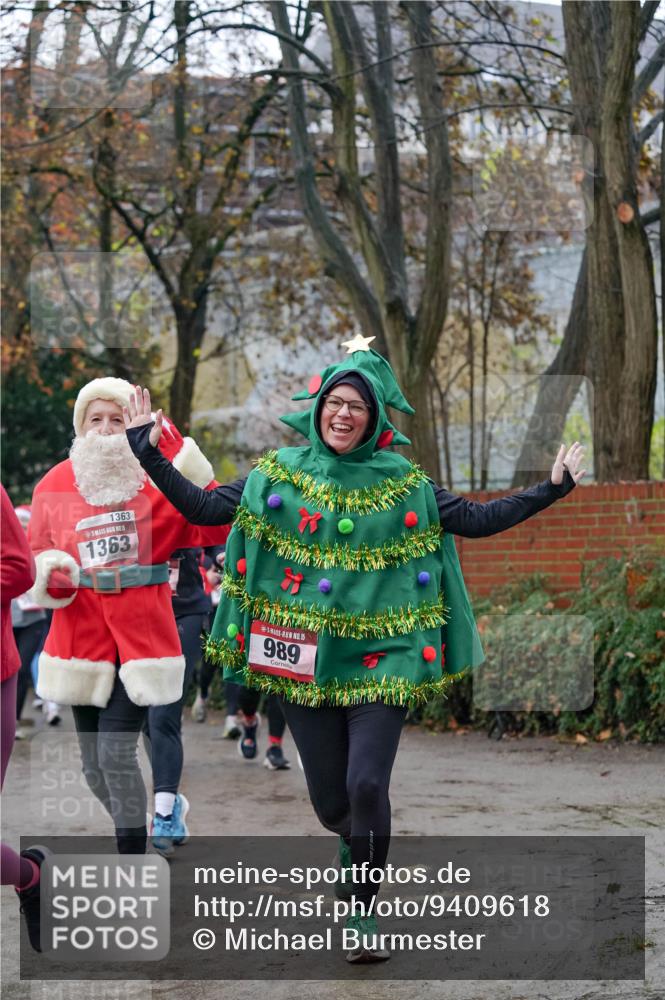 07.12.2025 - St. Pauli X-Mass-Run No. 15 Michael Burmester http://msf.ph/oto/9409618 07.12.2025 09:45:57 Laufen 1363, 5, 1363, 15, 989 meine-sportfotos.de