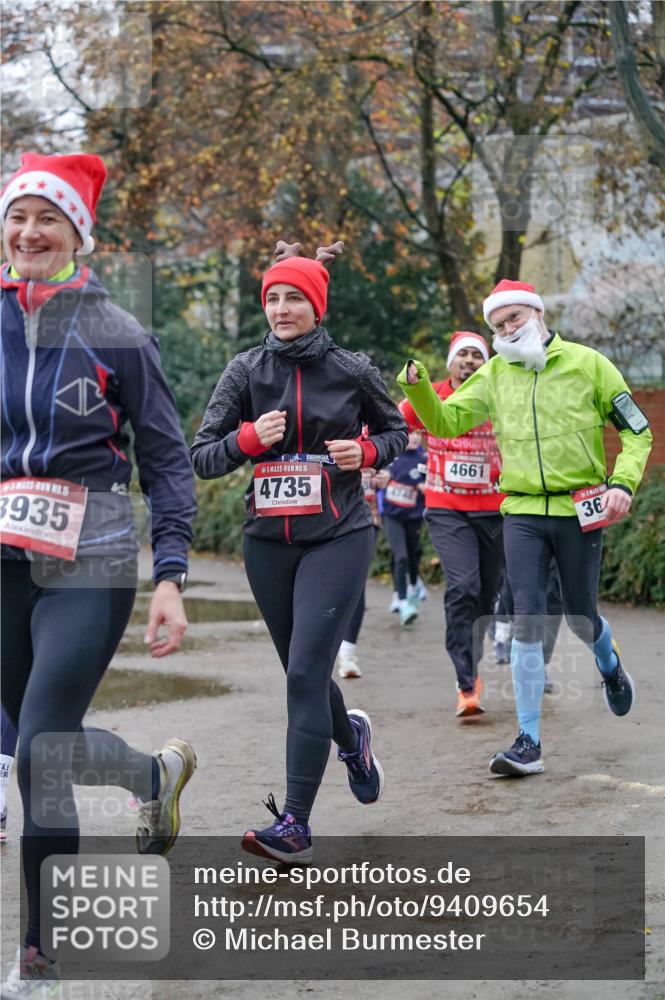 07.12.2025 - St. Pauli X-Mass-Run No. 15 Michael Burmester http://msf.ph/oto/9409654 07.12.2025 09:46:01 Laufen 3935, 15, 4735, 4661, 36 meine-sportfotos.de