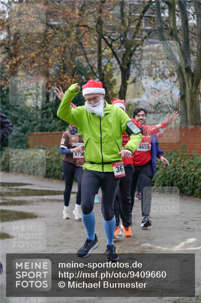 07.12.2025 - St. Pauli X-Mass-Run No. 15 Michael Burmester http://msf.ph/oto/9409660 07.12.2025 09:46:02 Laufen 4736, 36, 4659 meine-sportfotos.de