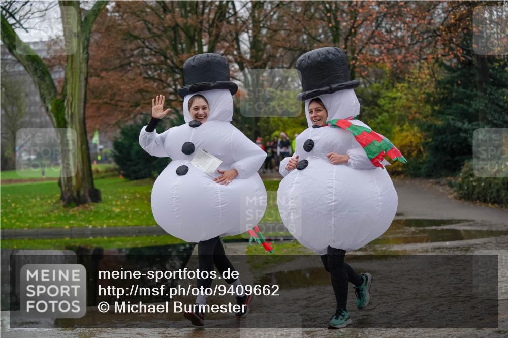 07.12.2025 - St. Pauli X-Mass-Run No. 15 Michael Burmester http://msf.ph/oto/9409662 07.12.2025 11:28:41 Laufen  meine-sportfotos.de