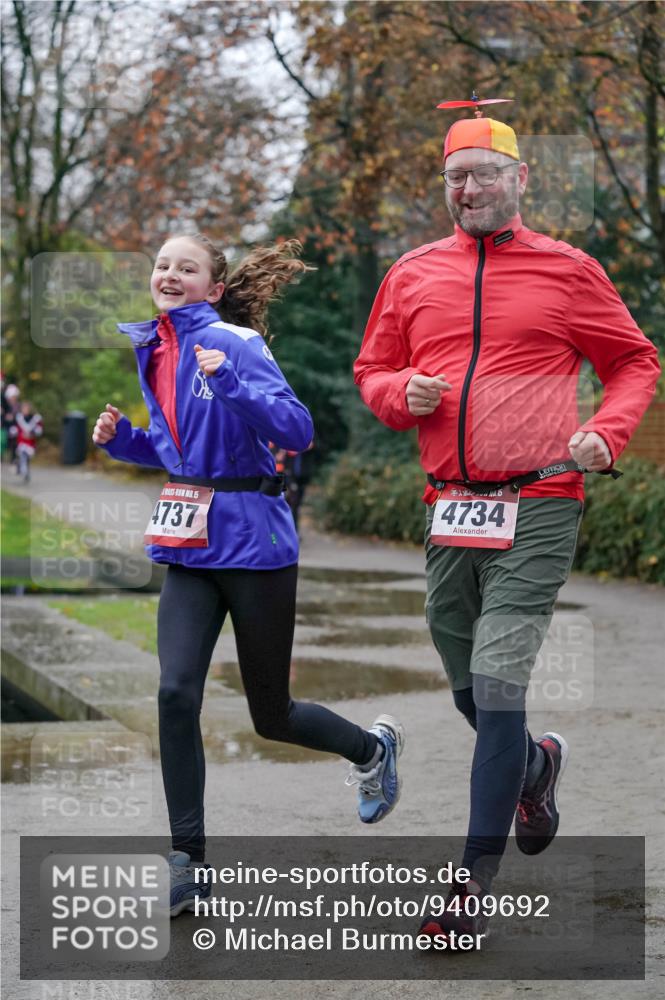 07.12.2025 - St. Pauli X-Mass-Run No. 15 Michael Burmester http://msf.ph/oto/9409692 07.12.2025 09:46:05 Laufen 15, 15, 4737, 4734 meine-sportfotos.de