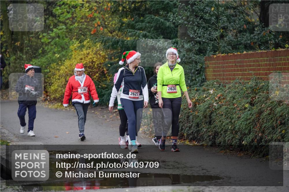 07.12.2025 - St. Pauli X-Mass-Run No. 15 Michael Burmester http://msf.ph/oto/9409709 07.12.2025 11:28:57 Laufen 339, 2627, 2630 meine-sportfotos.de