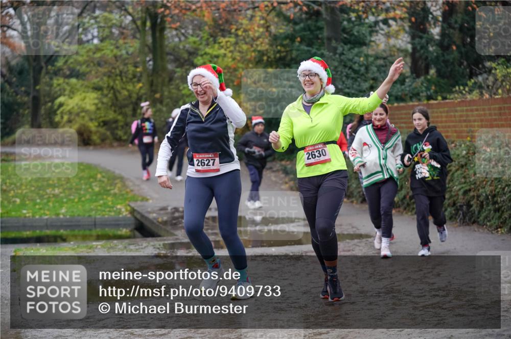 07.12.2025 - St. Pauli X-Mass-Run No. 15 Michael Burmester http://msf.ph/oto/9409733 07.12.2025 11:29:02 Laufen 15, 2627, 2630 meine-sportfotos.de