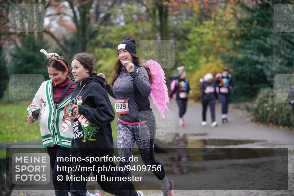 07.12.2025 - St. Pauli X-Mass-Run No. 15 Michael Burmester http://msf.ph/oto/9409756 07.12.2025 11:29:05 Laufen 1909 meine-sportfotos.de