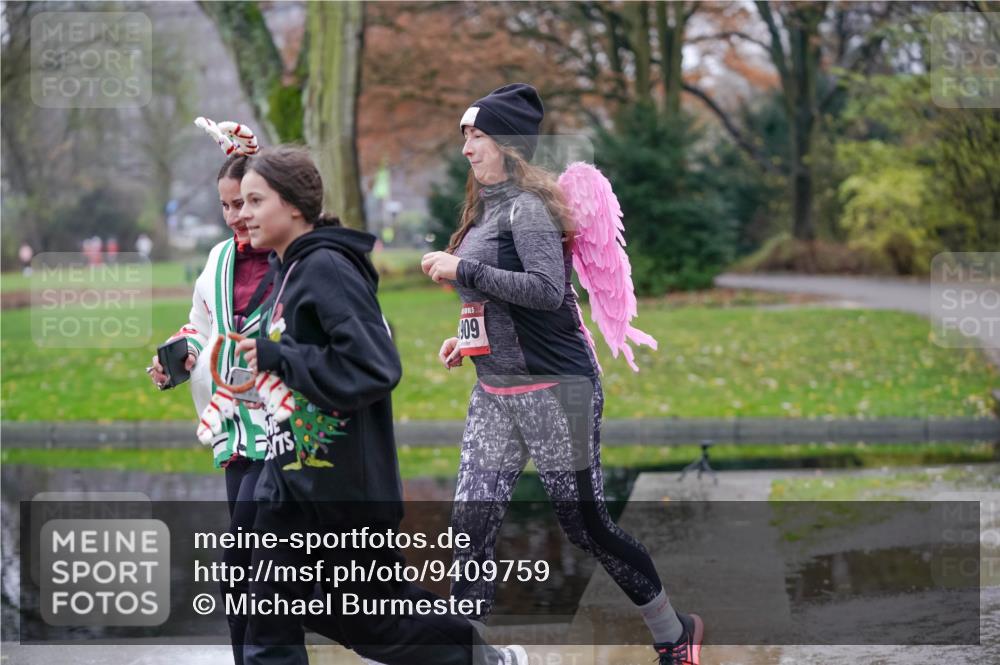 07.12.2025 - St. Pauli X-Mass-Run No. 15 Michael Burmester http://msf.ph/oto/9409759 07.12.2025 11:29:06 Laufen 909 meine-sportfotos.de
