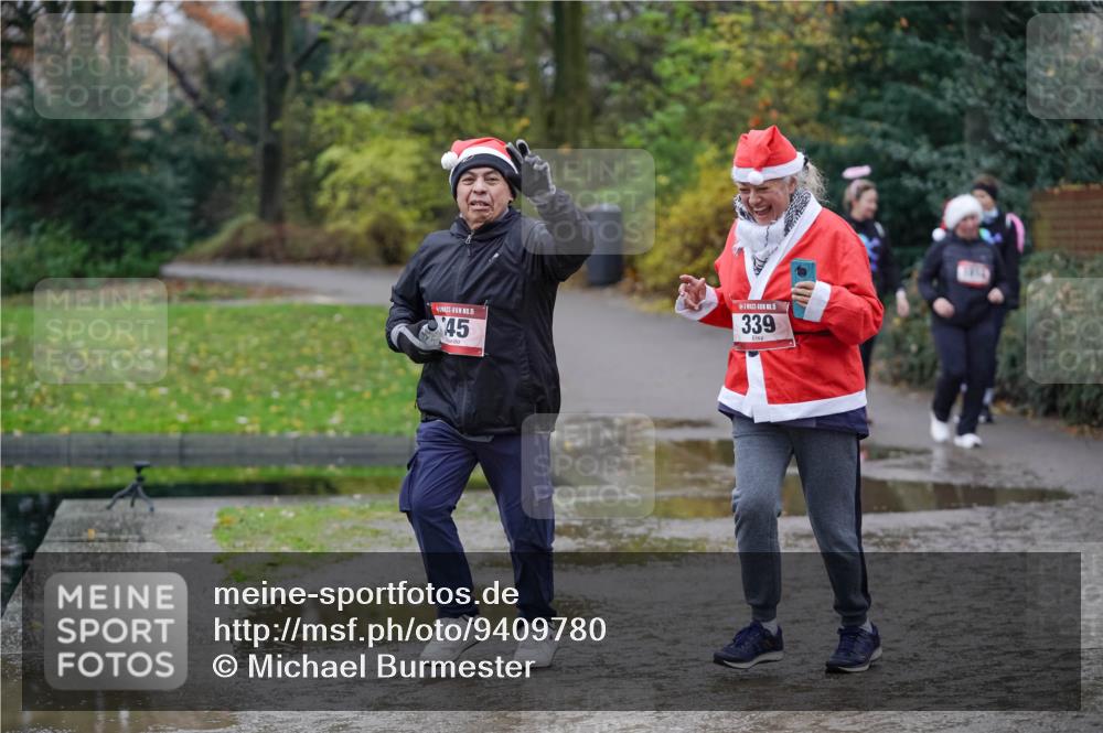 07.12.2025 - St. Pauli X-Mass-Run No. 15 Michael Burmester http://msf.ph/oto/9409780 07.12.2025 11:29:09 Laufen 15, 45, 15, 339 meine-sportfotos.de